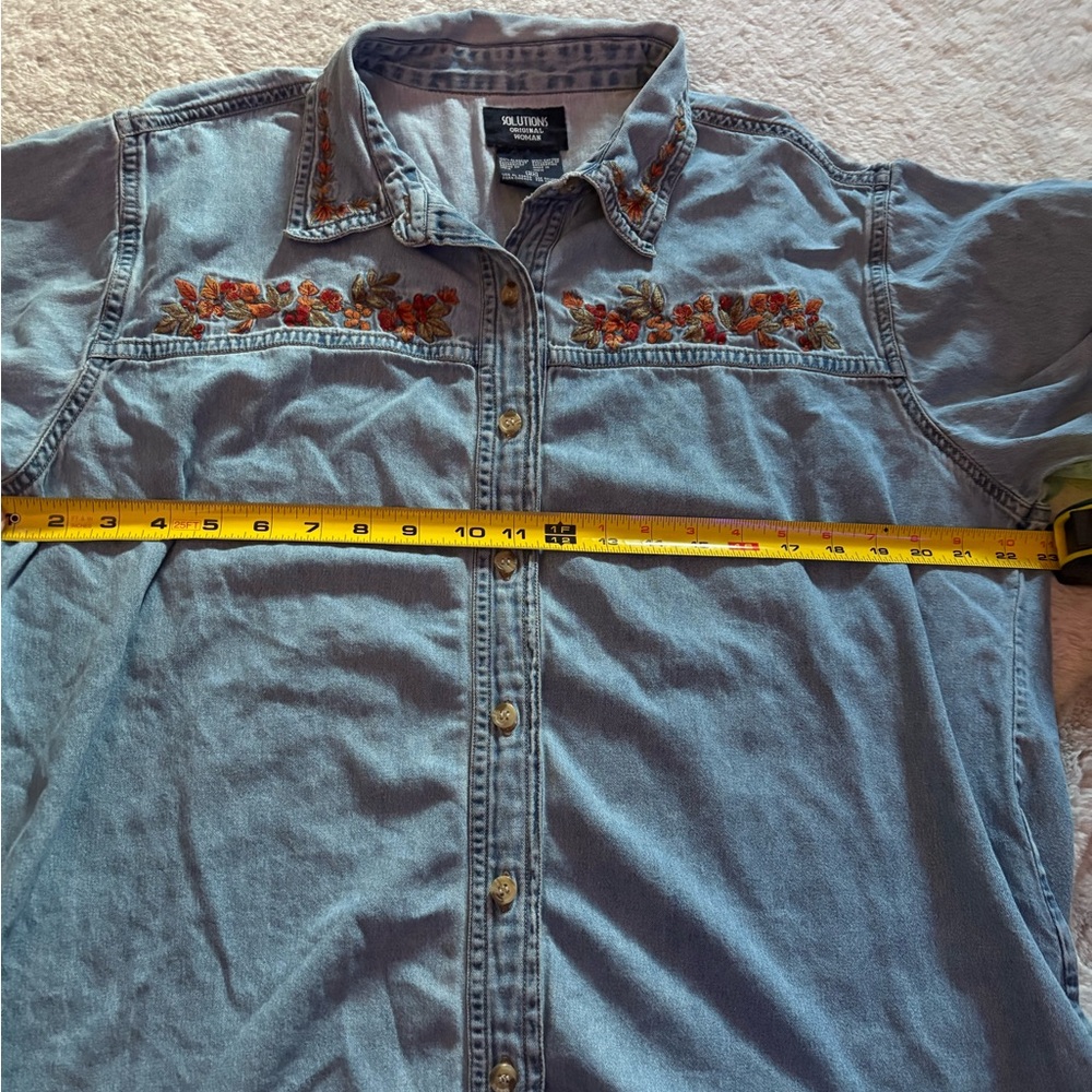 Vintage Solutions Embroidered Denim Top - Picture 4 of 7